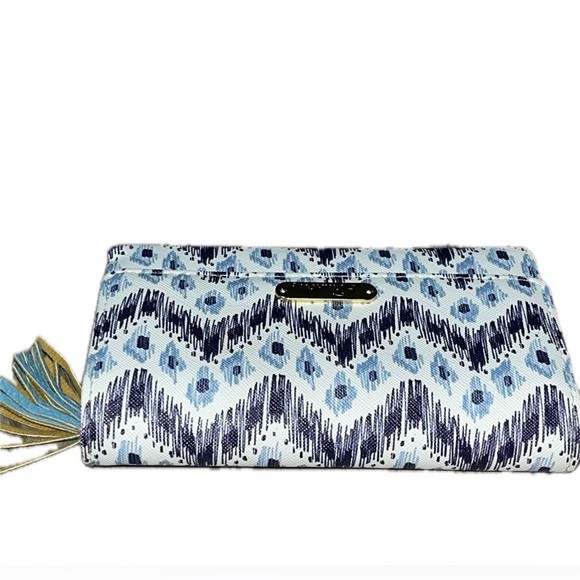 Buxton Multi-Pattern Print Tassel Bi-Fold Women’s Wallet, Blue & White - Picture 9 of 16